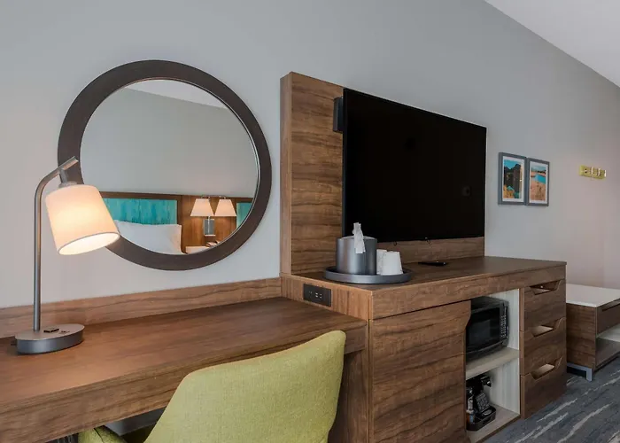 Hampton By Hilton
