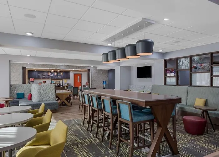 Hampton By Hilton Hotel 3*